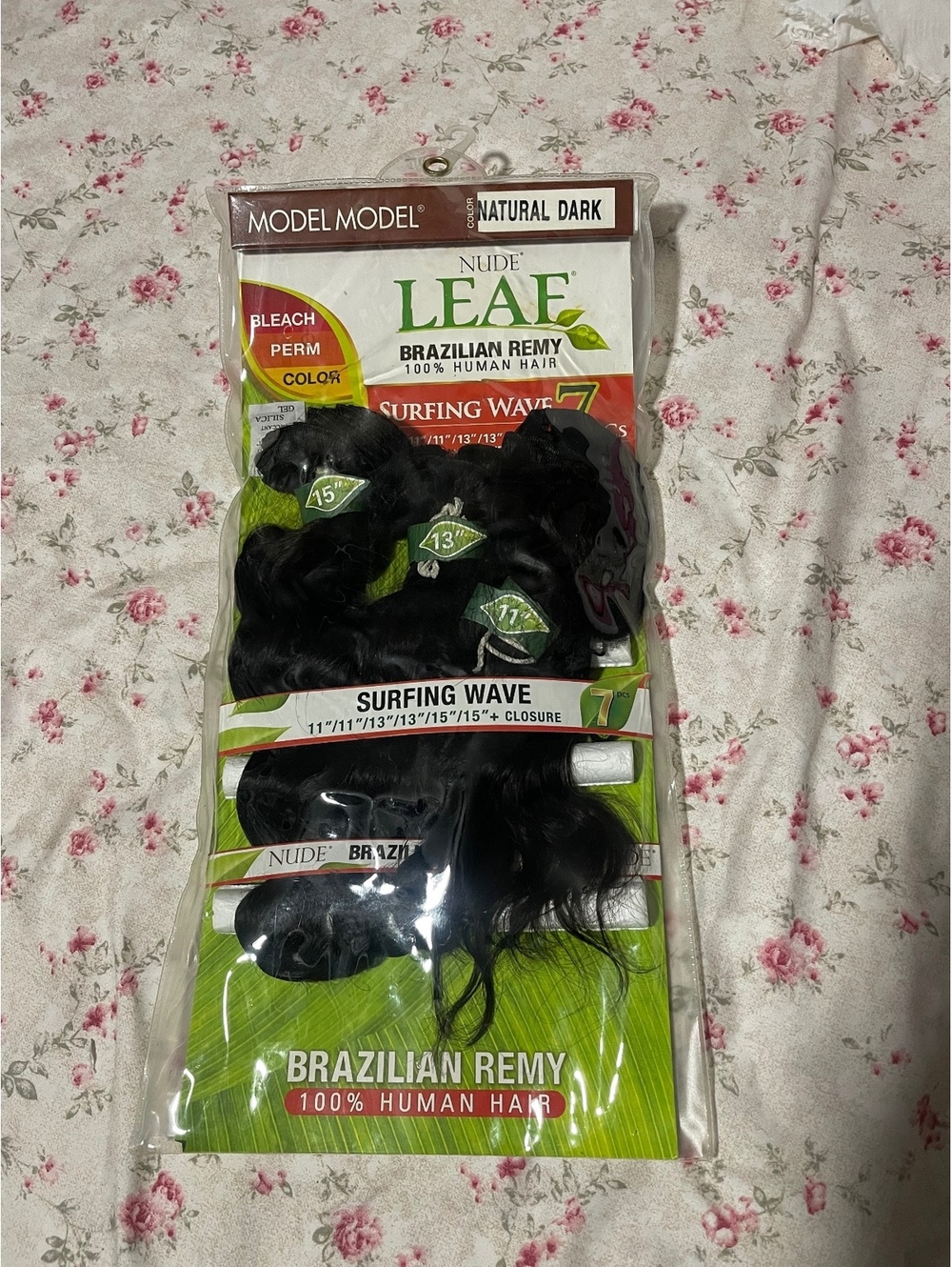 Model Model Nude Leaf Brazilian Remy 100% Human Hair extension set.